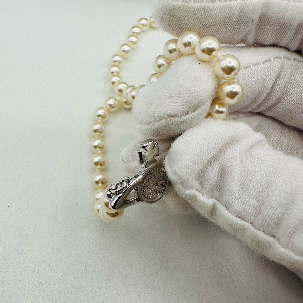 Vivienne Westwood Pearl Necklace - Picture 4 of 12
